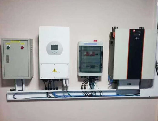 3단계 출력 데이 하이브리드 인버터 SUN-12K-SG04LP3-EU 태양광 발전용 8kw 10kw 12kw